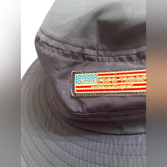 Vineyard Vines Flag Logo Box Performance Sun Hat - Picture 5 of 6